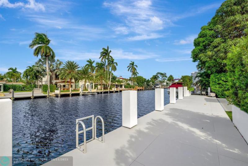  Single Family Homes Photo 71: 31 Pelican Dr  Fort Lauderdale,  FL 33301