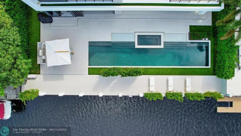  Single Family Homes Photo 74: 31 Pelican Dr  Fort Lauderdale,  FL 33301