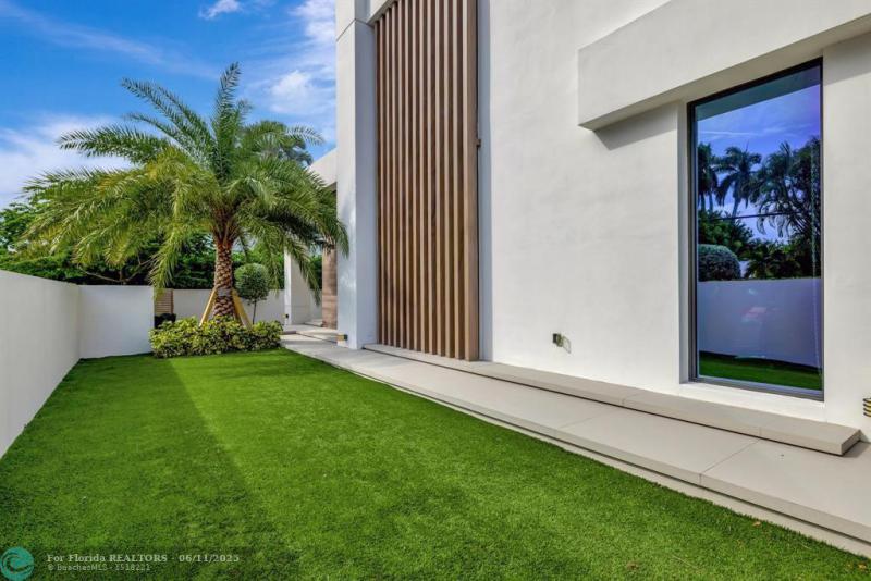  Single Family Homes Photo 84: 31 Pelican Dr  Fort Lauderdale,  FL 33301