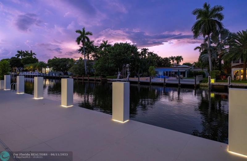  Single Family Homes Photo 90: 31 Pelican Dr  Fort Lauderdale,  FL 33301
