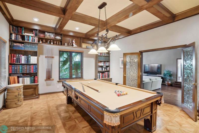  Single Family Homes Photo 12: 90 Compass Ln  Fort Lauderdale,  FL 33308