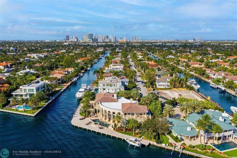  Single Family Homes Photo 56: 2 PELICAN DR  Fort Lauderdale,  FL 33301