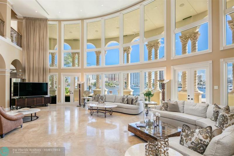  Single Family Homes Photo 8: 2 PELICAN DR  Fort Lauderdale,  FL 33301
