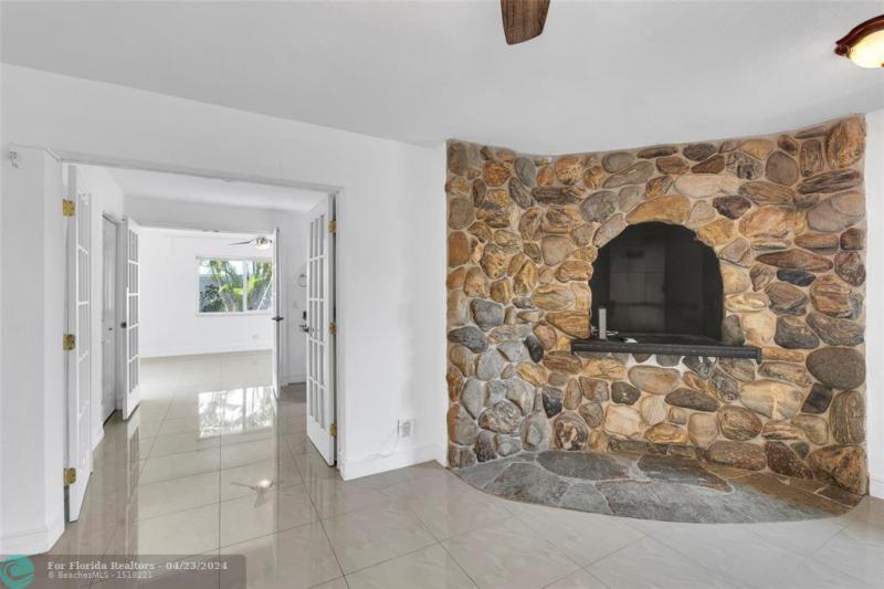  Single Family Homes Photo 14: 3057 NE 15th Ave  Oakland Park,  FL 33334