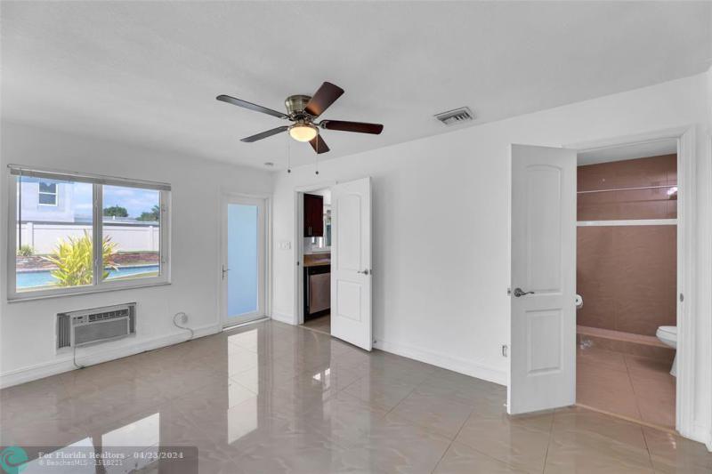  Single Family Homes Photo 30: 3057 NE 15th Ave  Oakland Park,  FL 33334