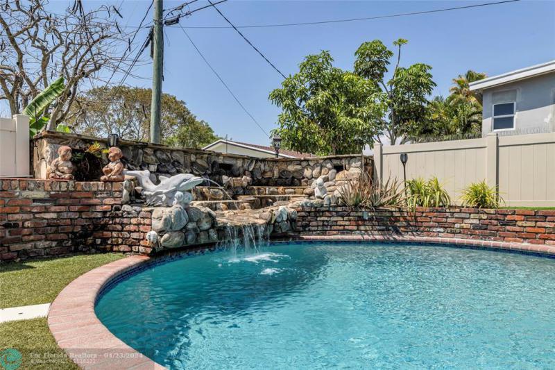  Single Family Homes Photo 39: 3057 NE 15th Ave  Oakland Park,  FL 33334