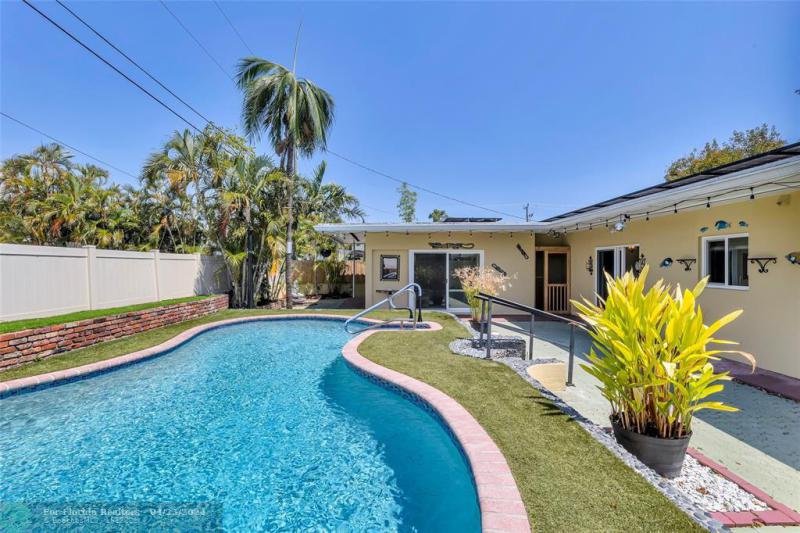  Single Family Homes Photo 41: 3057 NE 15th Ave  Oakland Park,  FL 33334