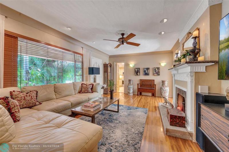 Duplex, Triplex and Fourplex Images