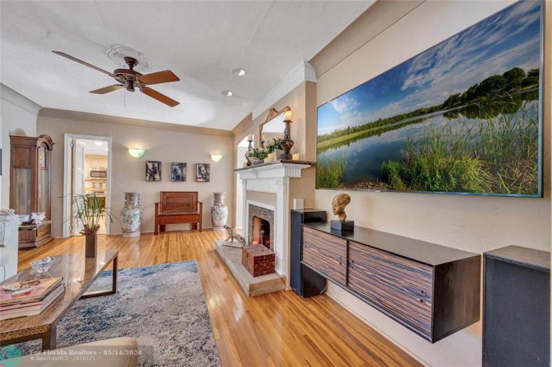 Duplex, Triplex and Fourplex Images