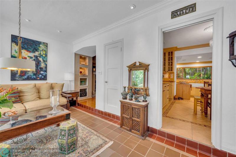 Duplex, Triplex and Fourplex Images