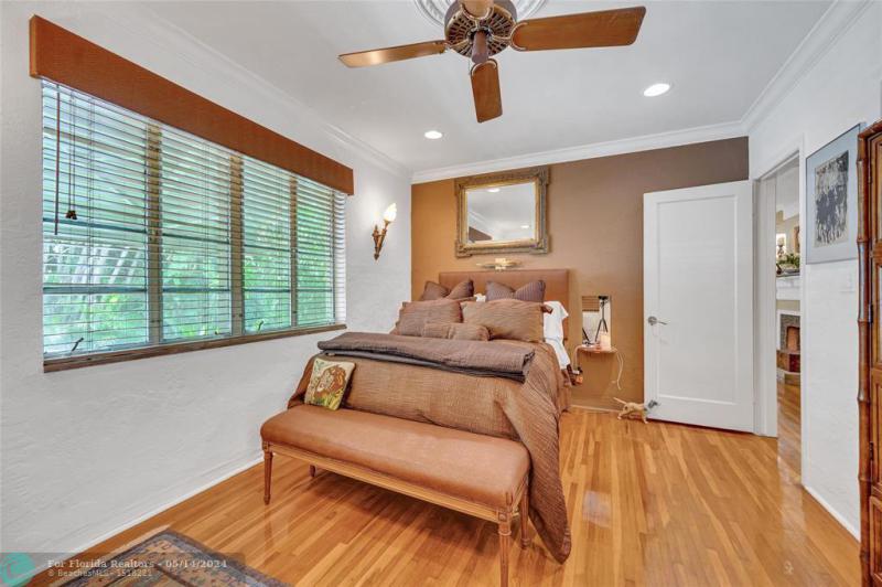 Duplex, Triplex and Fourplex Images