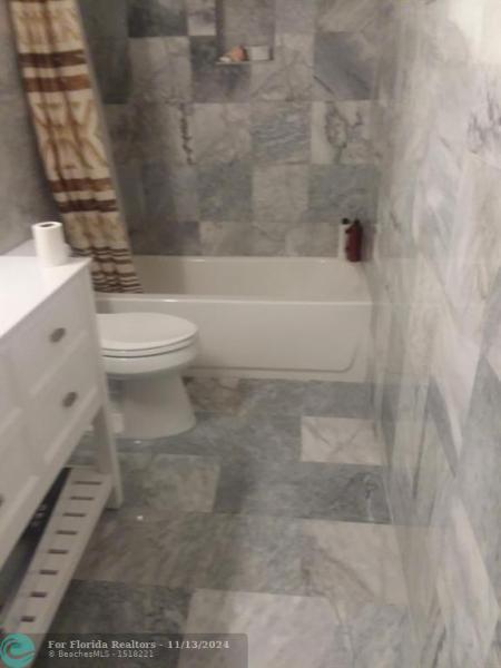 Duplex, Triplex and Fourplex Images