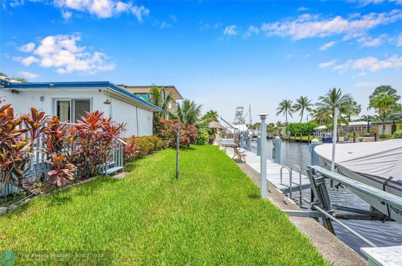  Single Family Homes Photo 11:  Fort Lauderdale,  FL 33315