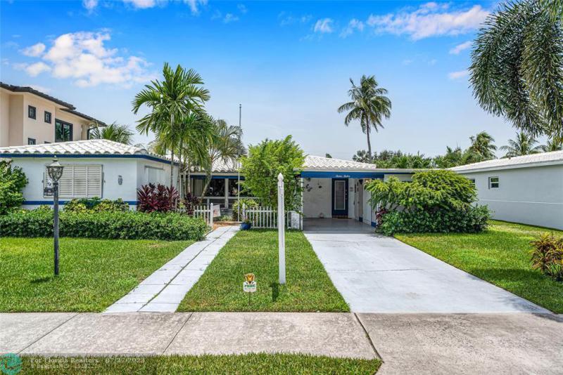  Single Family Homes Photo 3:  Fort Lauderdale,  FL 33315
