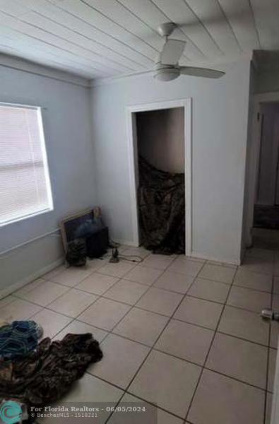 Duplex, Triplex and Fourplex Images