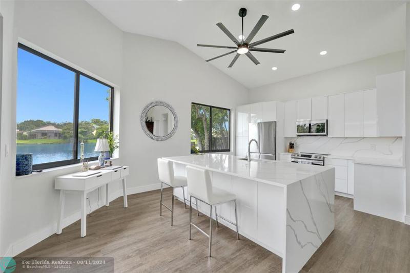  Single Family Homes Photo 18: 10370 NW 14th St  Plantation,  FL 33322