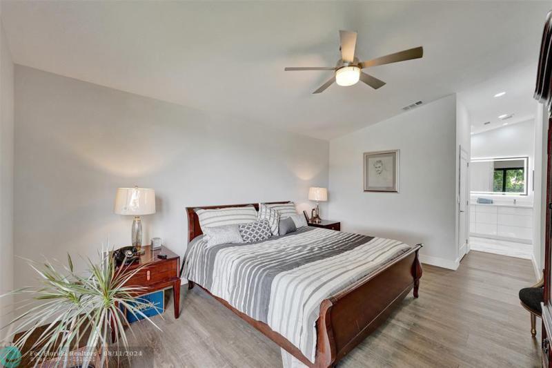  Single Family Homes Photo 35: 10370 NW 14th St  Plantation,  FL 33322