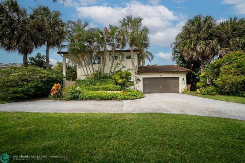  Single Family Homes Photo 10: 2495 Lob Lolly Ln  Deerfield Beach,  FL 33442