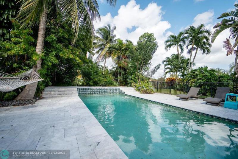  Single Family Homes Photo 13: 2495 Lob Lolly Ln  Deerfield Beach,  FL 33442
