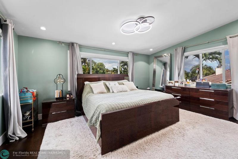  Single Family Homes Photo 22: 2495 Lob Lolly Ln  Deerfield Beach,  FL 33442