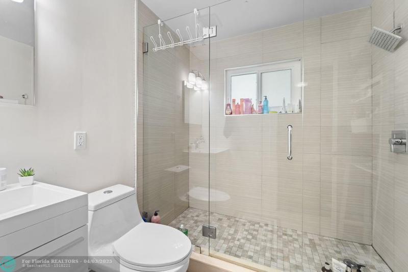  Single Family Homes Photo 28: 2495 Lob Lolly Ln  Deerfield Beach,  FL 33442