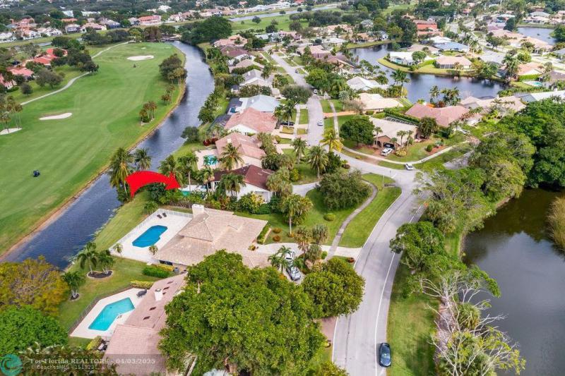  Single Family Homes Photo 3: 2495 Lob Lolly Ln  Deerfield Beach,  FL 33442