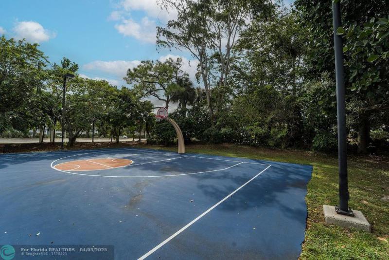  Single Family Homes Photo 40: 2495 Lob Lolly Ln  Deerfield Beach,  FL 33442