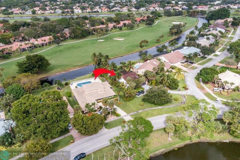  Single Family Homes Photo 8: 2495 Lob Lolly Ln  Deerfield Beach,  FL 33442