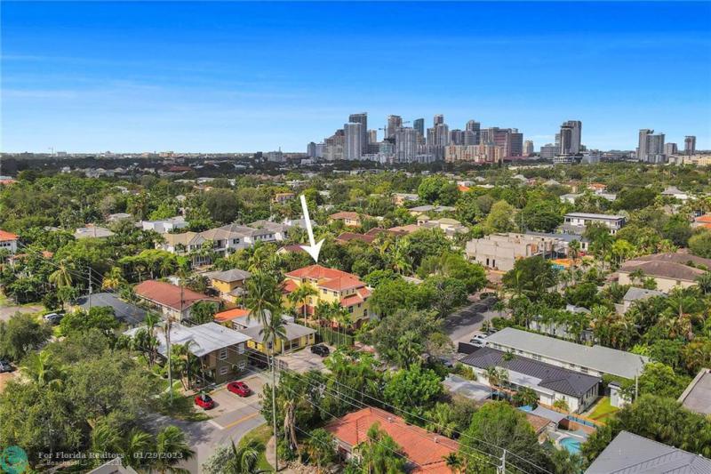  Condo & Townhome Photos