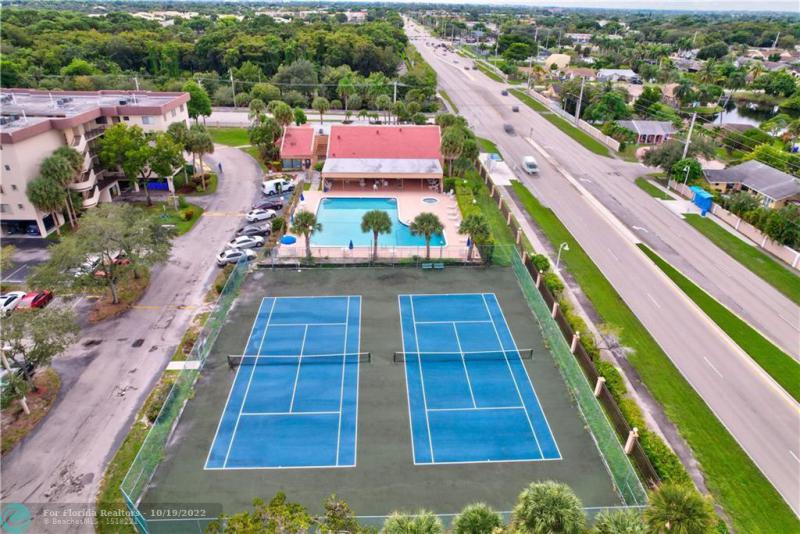  Condo & Townhome Photos