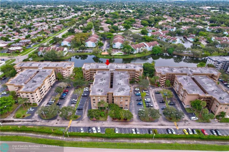  Condo & Townhome Photos