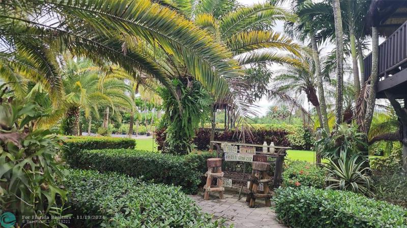  Commercial & Industrial Land Images 