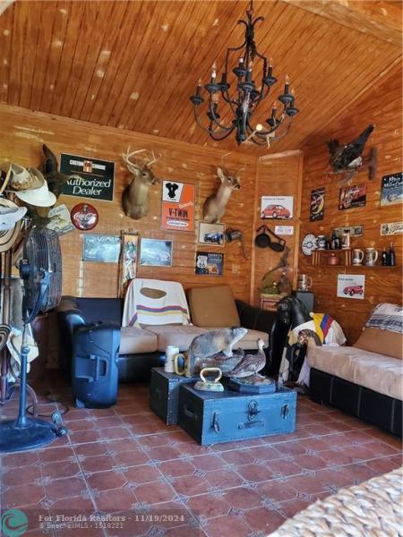  Commercial & Industrial Land Images 