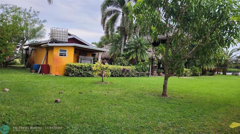  Commercial & Industrial Land Images 