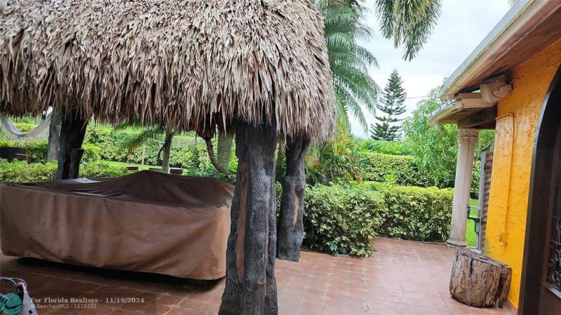  Commercial & Industrial Land Images 