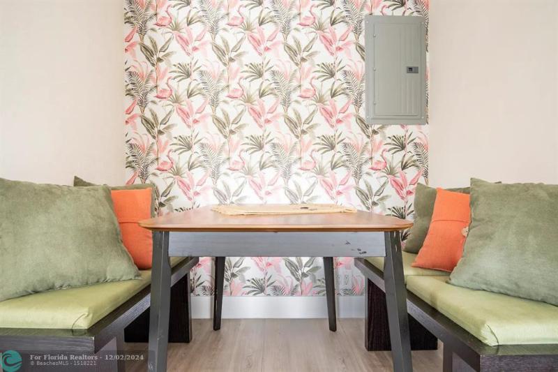 Duplex, Triplex and Fourplex Images