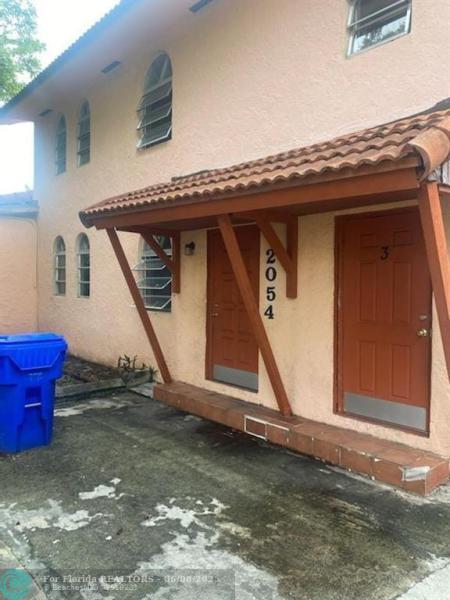 Duplex, Triplex and Fourplex Images