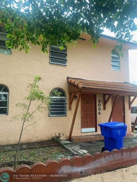 Duplex, Triplex and Fourplex Images