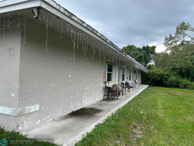 Duplex, Triplex and Fourplex Images