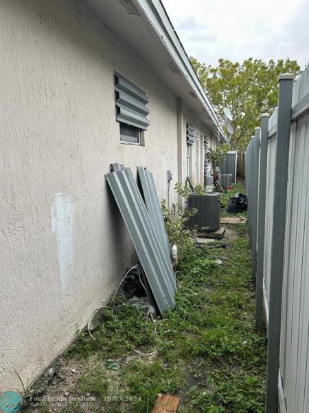 Duplex, Triplex and Fourplex Images