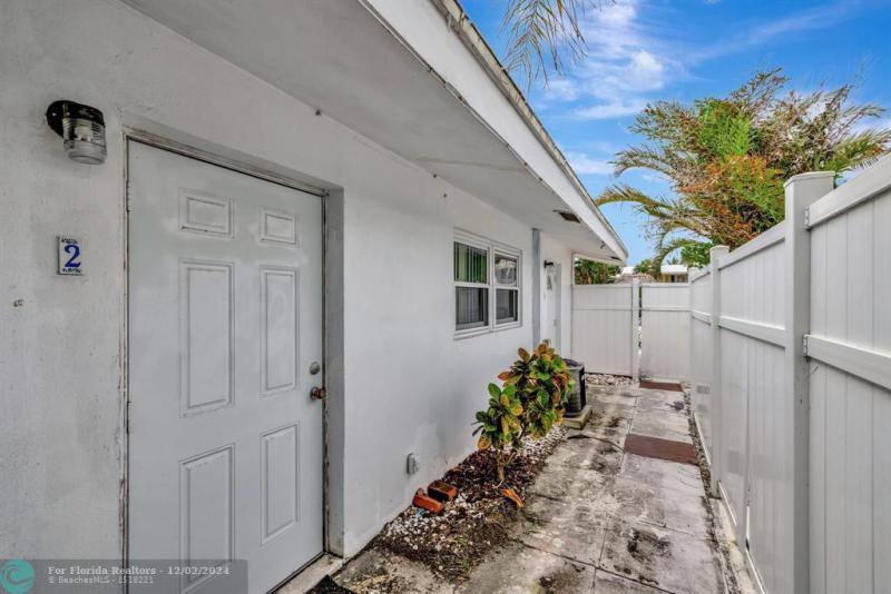 Duplex, Triplex and Fourplex Images