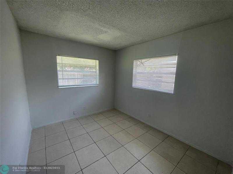 Duplex, Triplex and Fourplex Images