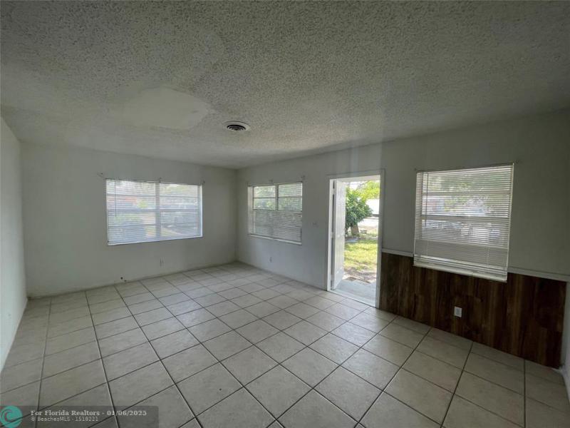 Duplex, Triplex and Fourplex Images