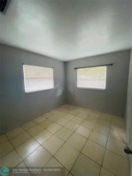 Duplex, Triplex and Fourplex Images