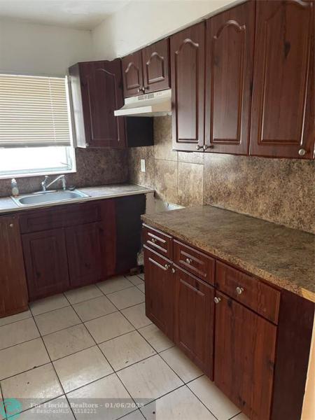 Duplex, Triplex and Fourplex Images