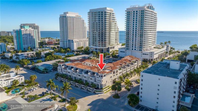  Condo & Townhome Photos