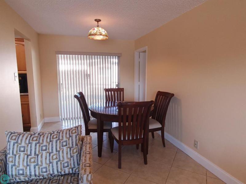  Single Family Homes Photo 16: 1031 NW 49th St  Deerfield Beach,  FL 33064