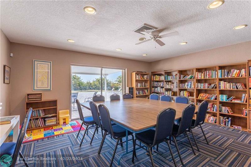  Single Family Homes Photo 32: 1031 NW 49th St  Deerfield Beach,  FL 33064