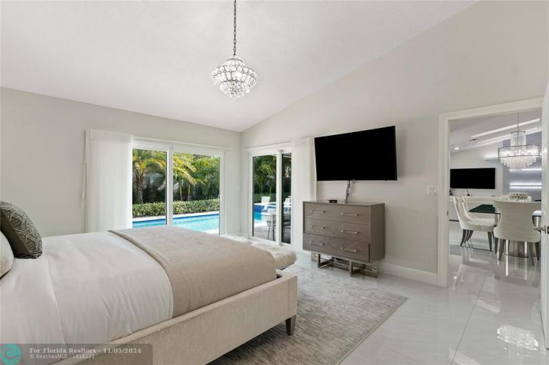  Single Family Homes Photo 17: 263 Hibiscus Ave  Lauderdale By The Sea,  FL 33308