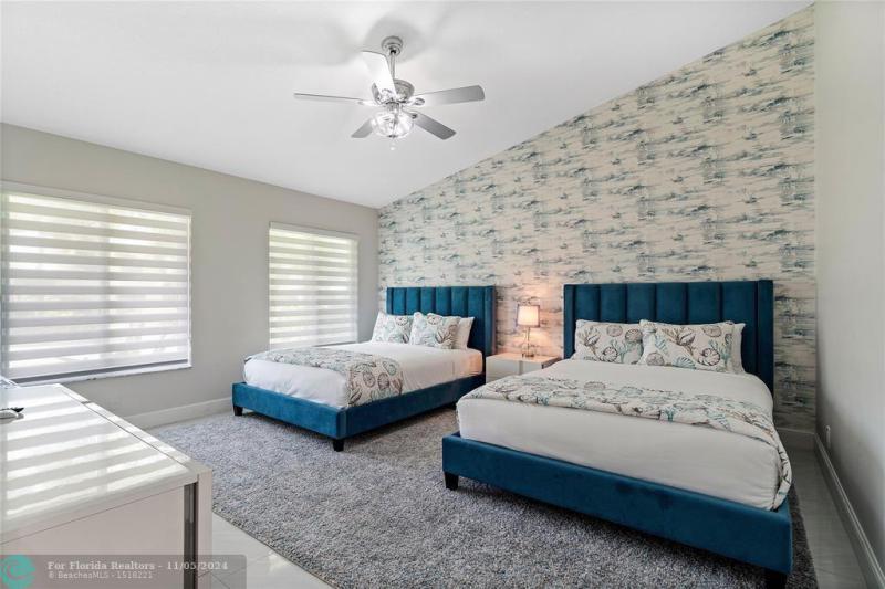  Single Family Homes Photo 22: 263 Hibiscus Ave  Lauderdale By The Sea,  FL 33308